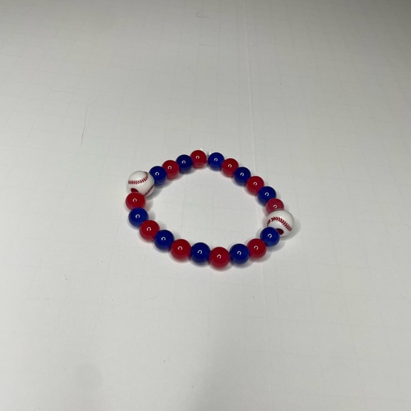 Handmade Elastic Red and Blue Baseball Bracelet - Picture 3 of 4